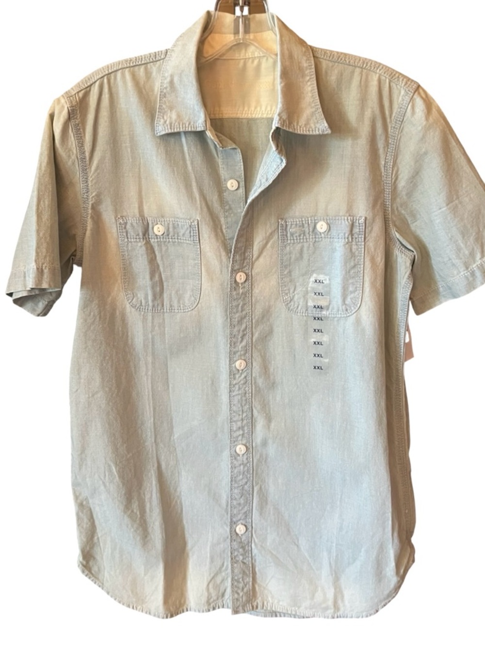 GAP Light Blue Short Sleeve Button-Down Shirt